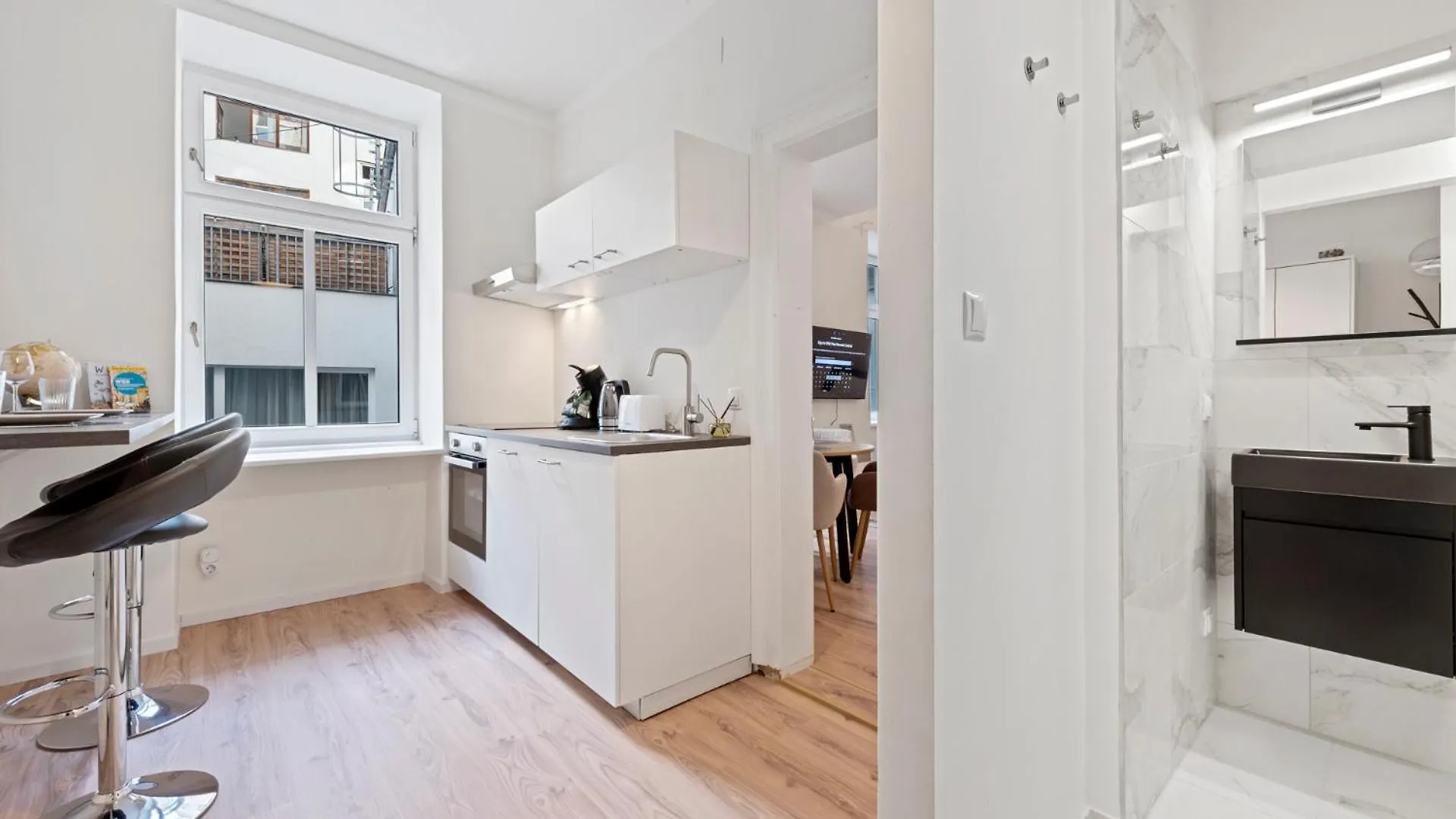 Cozy City Apartment - 15 Min To City-Centre - Contactless 24H Check-In Vienna