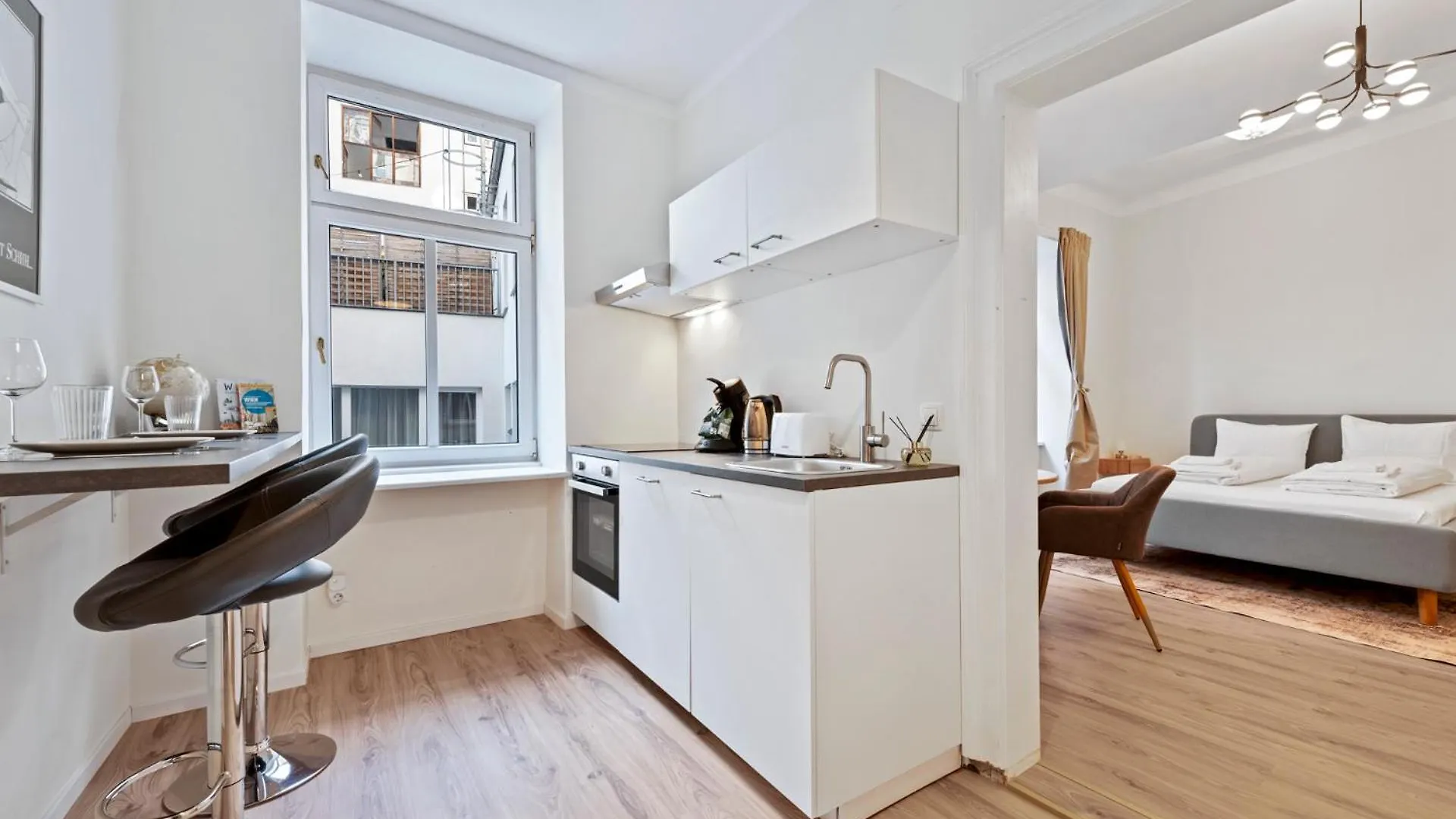 Cozy City Apartment - 15 Min To City-Centre - Contactless 24H Check-In Wien 0*,