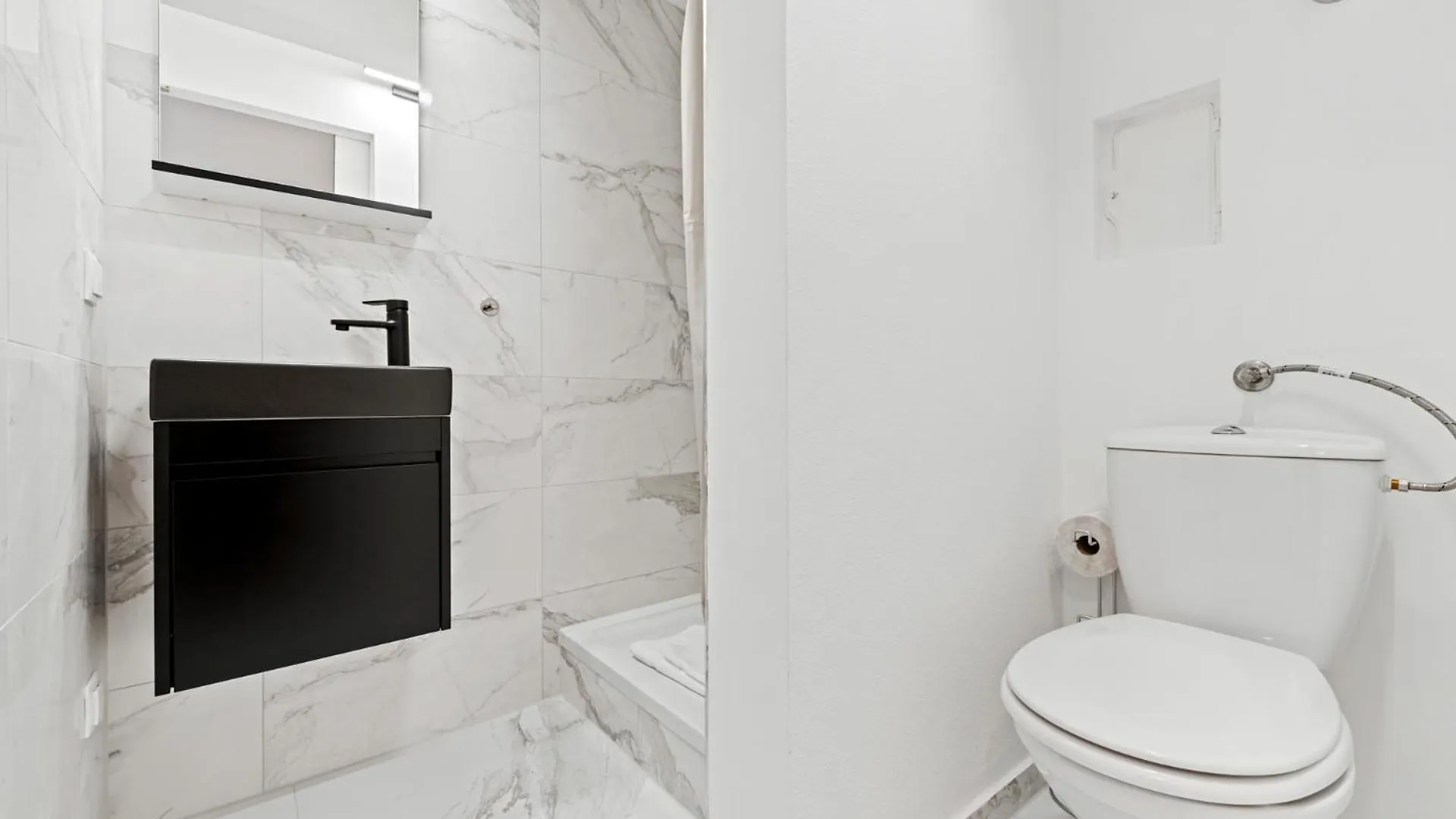 Cozy City Apartment - 15 Min To City-Centre - Contactless 24H Check-In Vienna