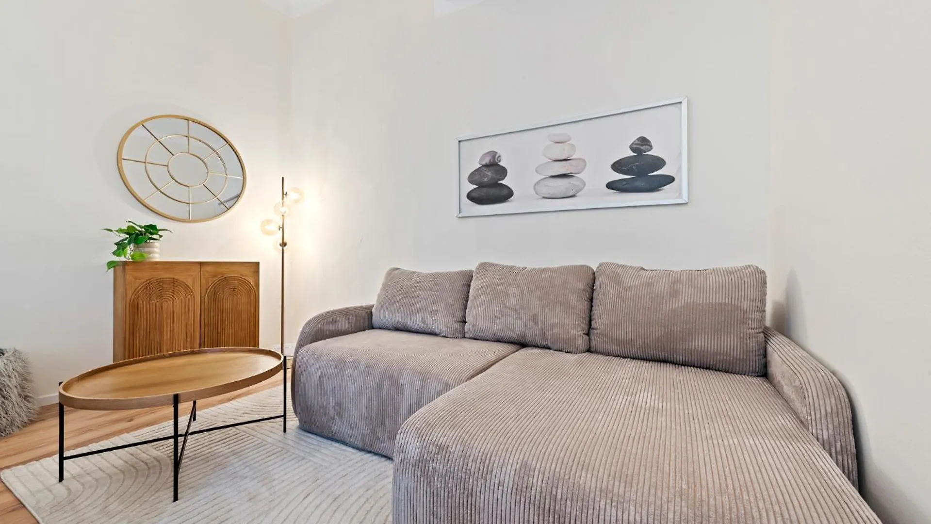 Cozy City Apartment - 15 Min To City-Centre - Contactless 24H Check-In Vienna Austria