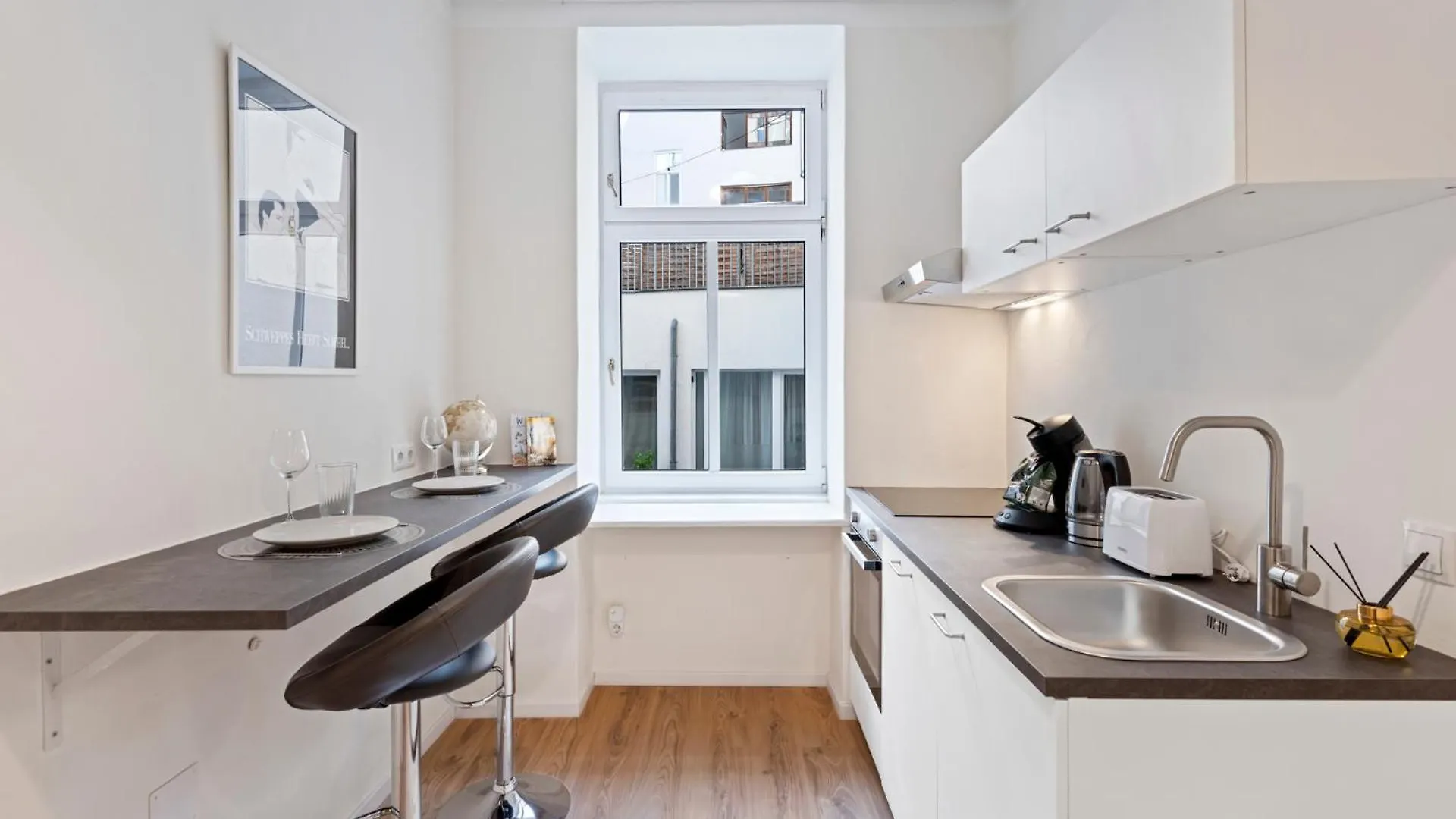 Cozy City Apartment - 15 Min To City-Centre - Contactless 24H Check-In Vienna 0*,