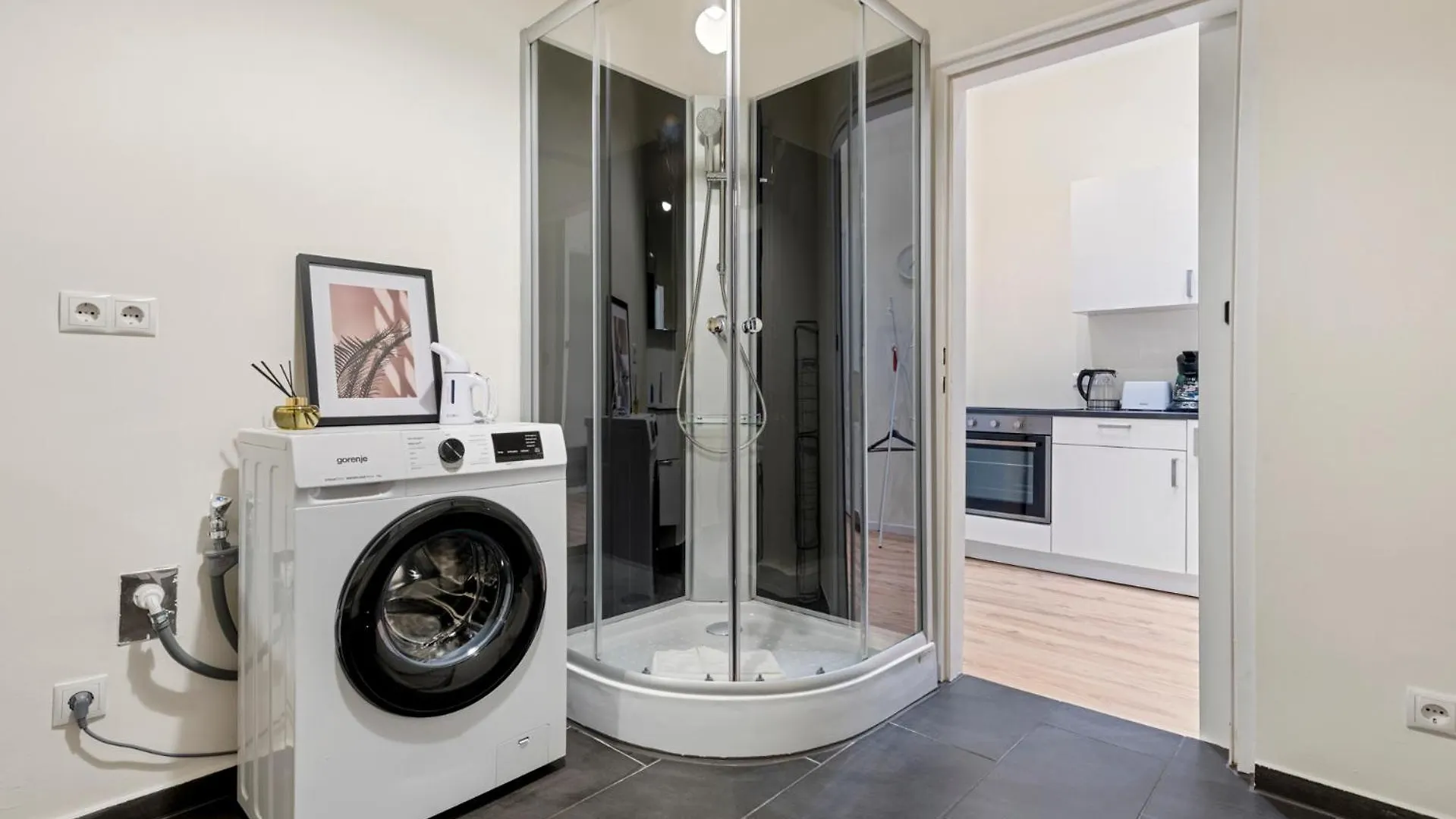 Cozy City Apartment - 15 Min To City-Centre - Contactless 24H Check-In Vienna