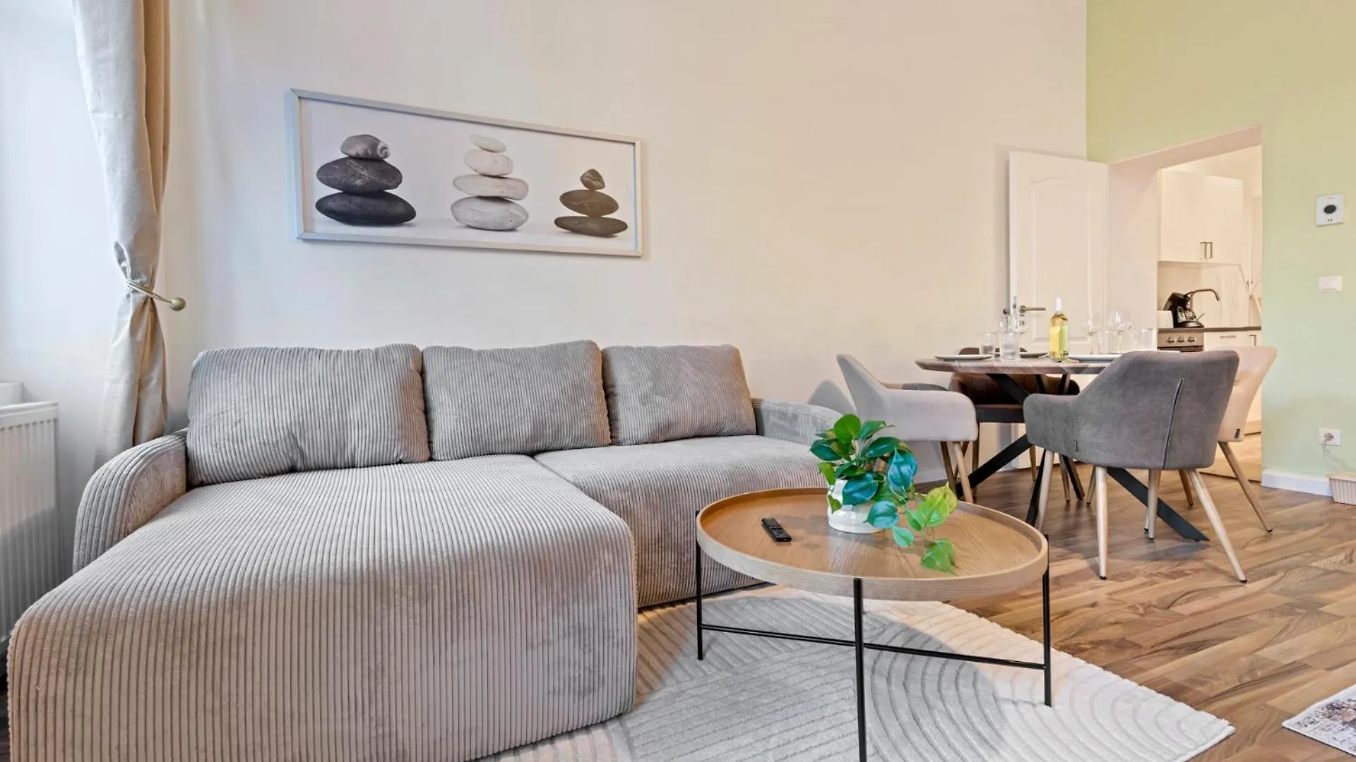 Cozy City Apartment - 15 Min To City-Centre - Contactless 24H Check-In Vienna Austria